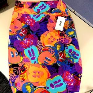 NWT Lularoe Disney (Mickey) Small Cassie